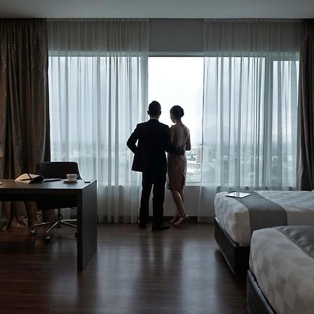 Pullman Kuching Hotell Eksteriør bilde