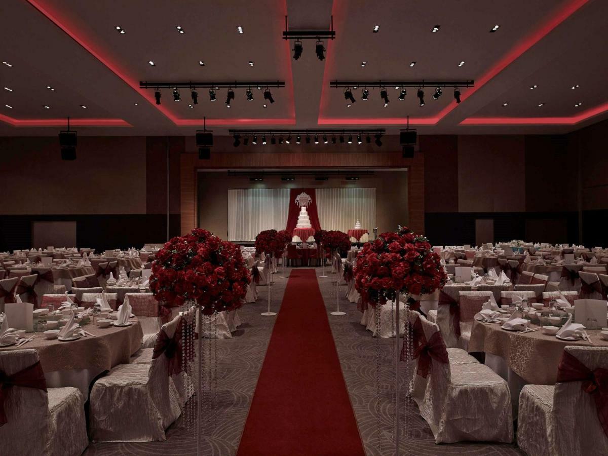 Pullman Kuching Hotell Eksteriør bilde The Grand Ballroom