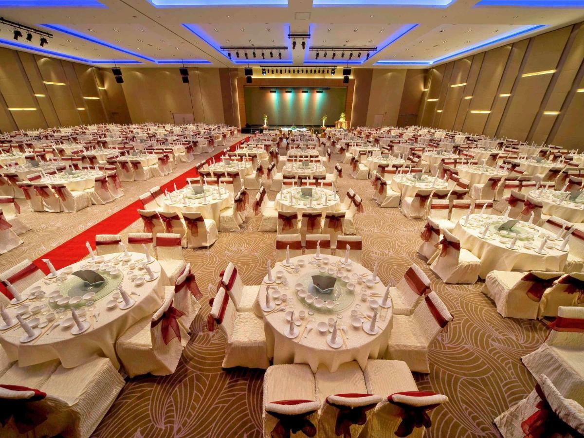 Pullman Kuching Hotell Eksteriør bilde The Grand Ballroom